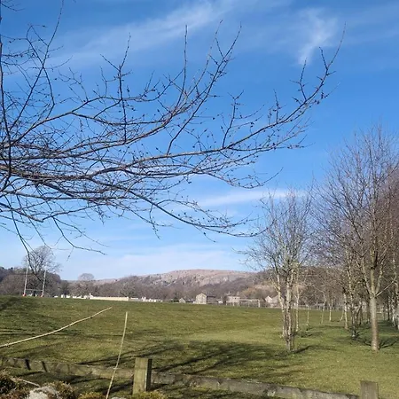 Newly Renovated House In Giggleswick