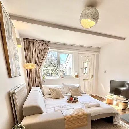 Newly Renovated House In * Giggleswick
